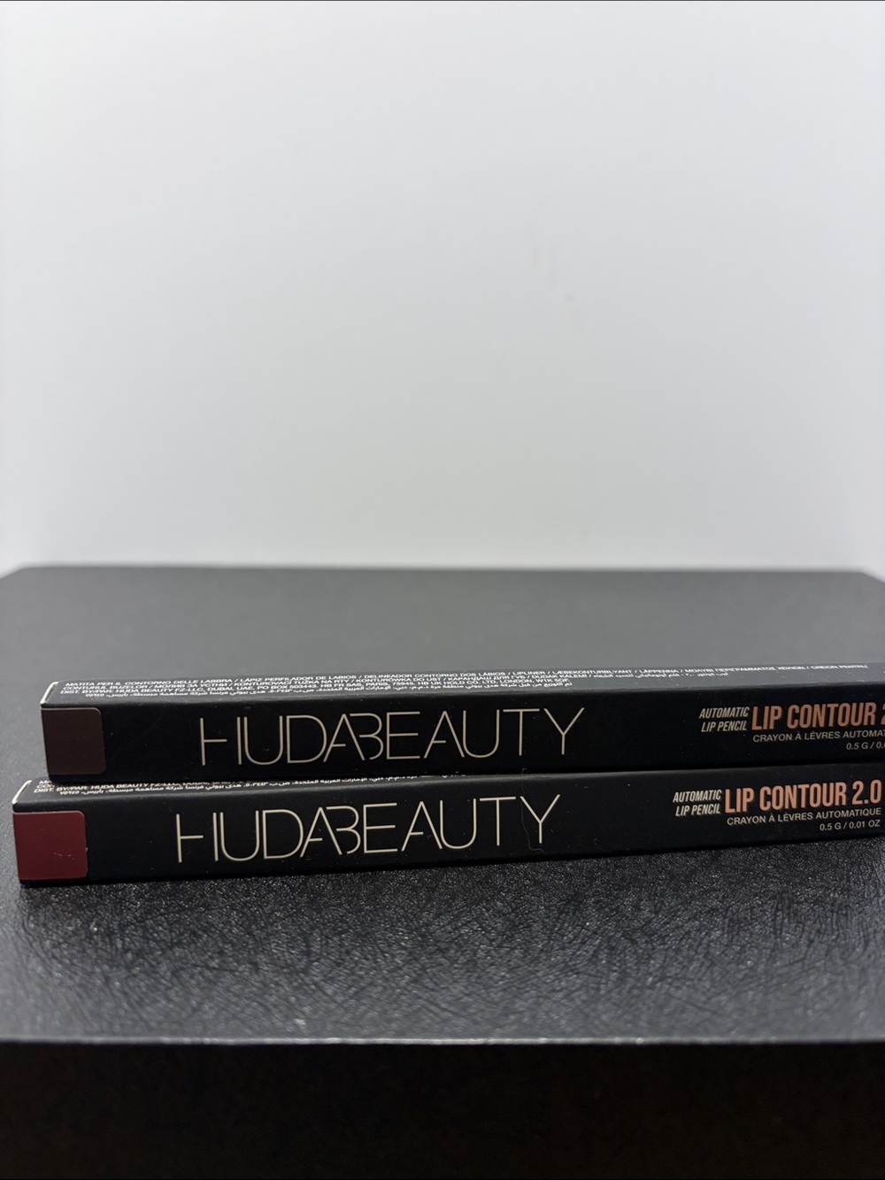 2 HUDA BEAUTY Lip Contour 2.0 Lip Liner - Deep rose and rich brown